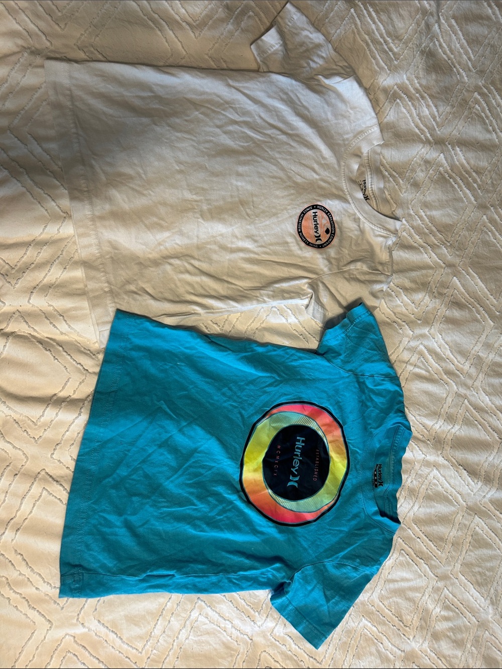 2 Hurley Kids Tees